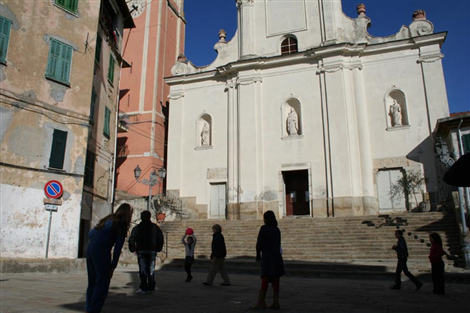 La piazza della chiesa